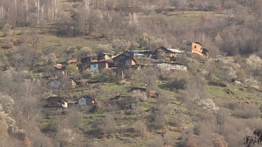 В благоевградското село Бистрица има над 50 махали и само