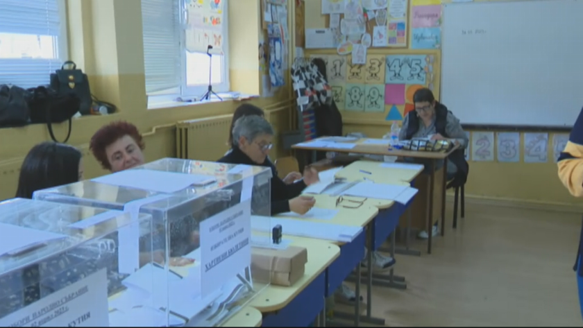 Жалбите в изборния ден в област Сливен за предимно за параваните, има и за нерегламентирана агитация