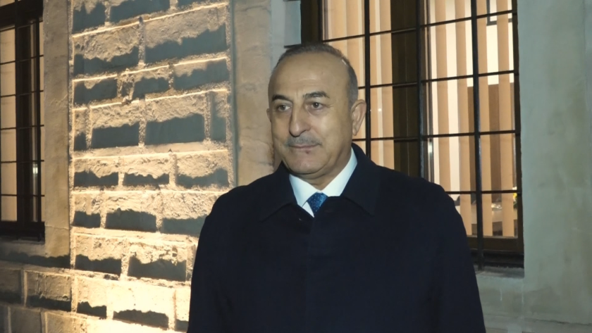 Турският външен министър Мевлют Чавушоглу избра българския град Шумен за