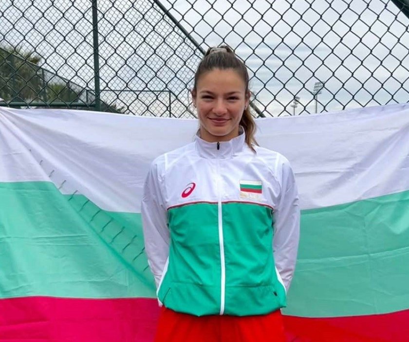 Младата тенисистка Лия Каратанчева даде аванс на България в сблъсъка