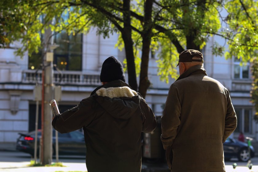 Над един милион пенсионери у нас ще получат добавки в