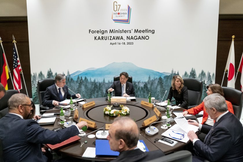 Външните министри от Г-7 осъдиха безотговорната ядрена реторика на Русия