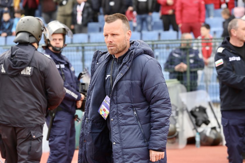 Старши треньорът на Левски Елин Топузаков остана доволен от представянето