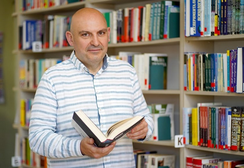 За добрите и лошите новиниЩе започна доста банално – имам