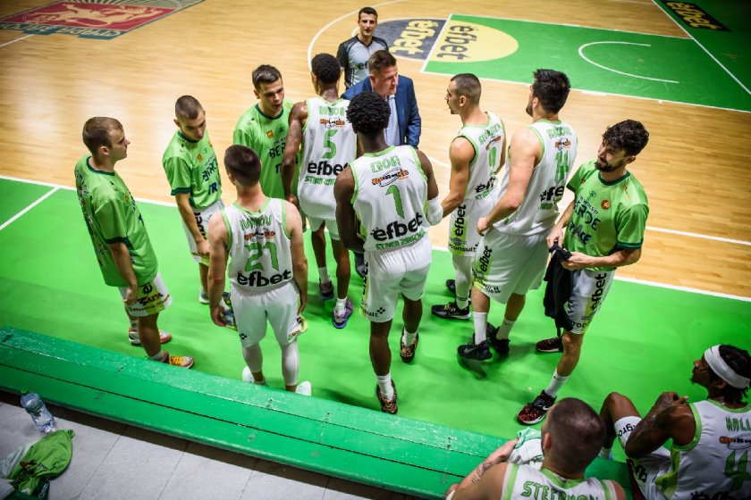 берое отново победи левски баскетболното първенство мъжете
