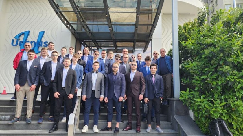 българия победи турция световното първенство хокей лед мъже дивизия