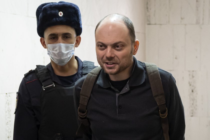 Руският опозиционен активист Владимир Кара-Мурза беше осъден на 25 години