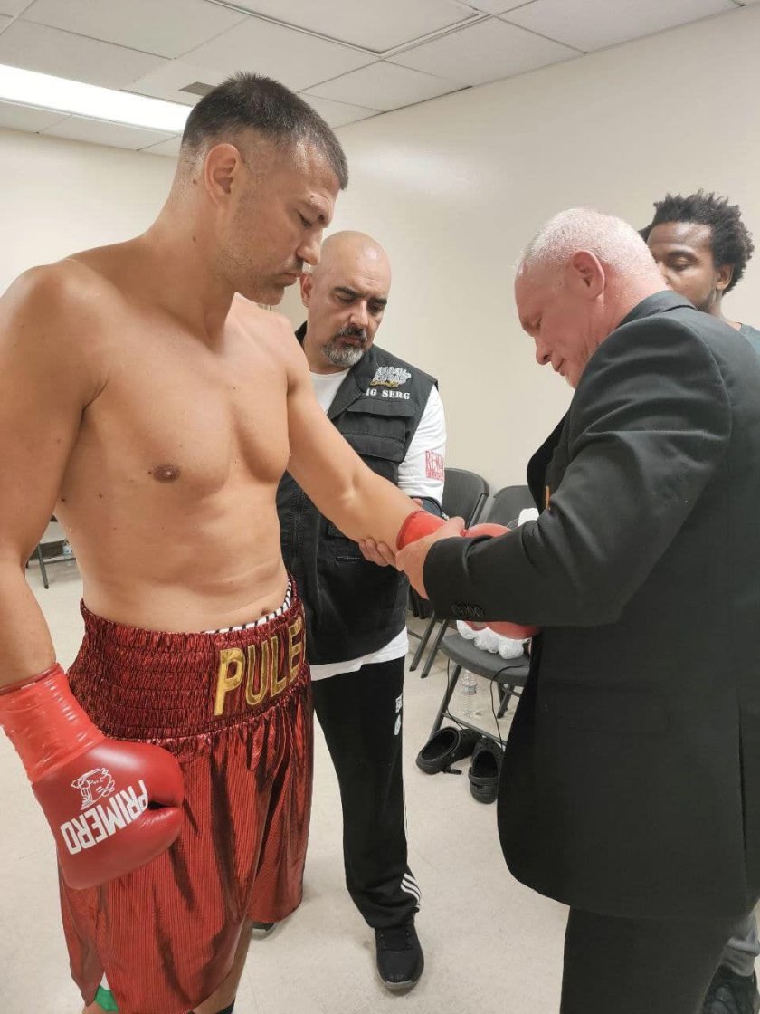 Тервел Пулев е със съмнения за пукнато ребро след победата