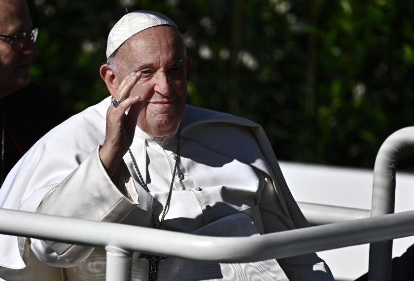 Папа Франциск отслужи в Будепеща литургия на открито, по време