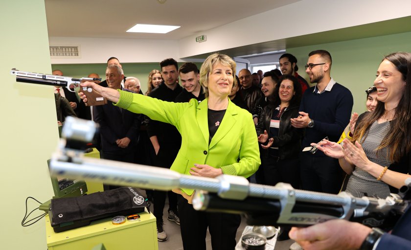 министър весела лечева откри ново стрелбище националната спортна академия