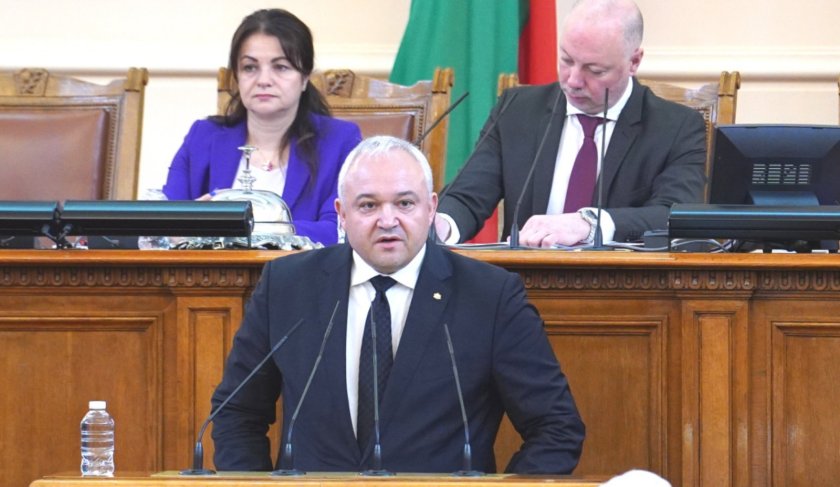 В автомобила, който е бил обект на взривяване, не е