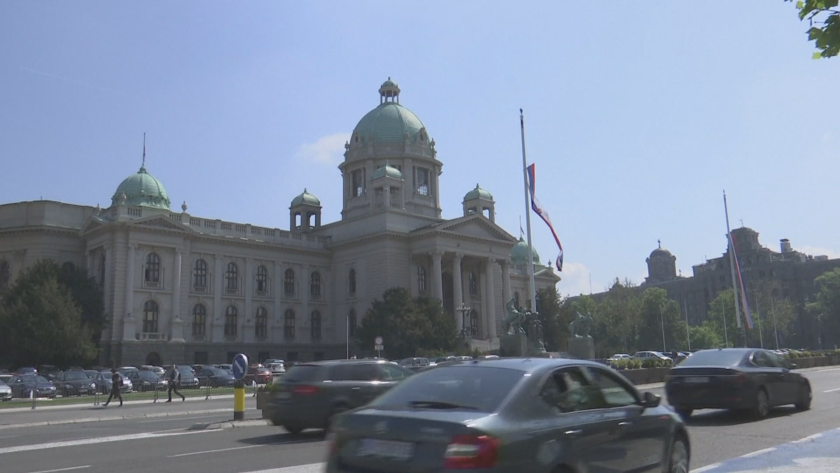 Тъжен Гергьовден в Сърбия. Втори ден страната е потънала в