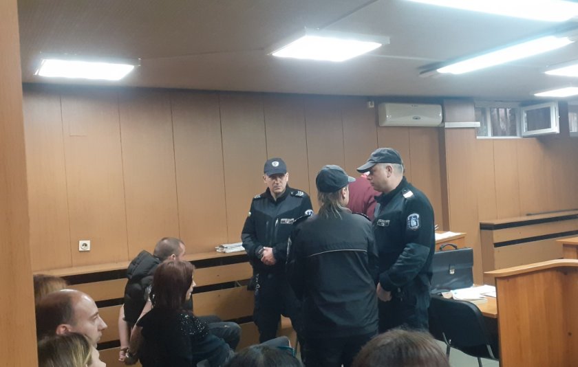 Окръжният съд в Пловдив остави за постоянно в ареста мъжа