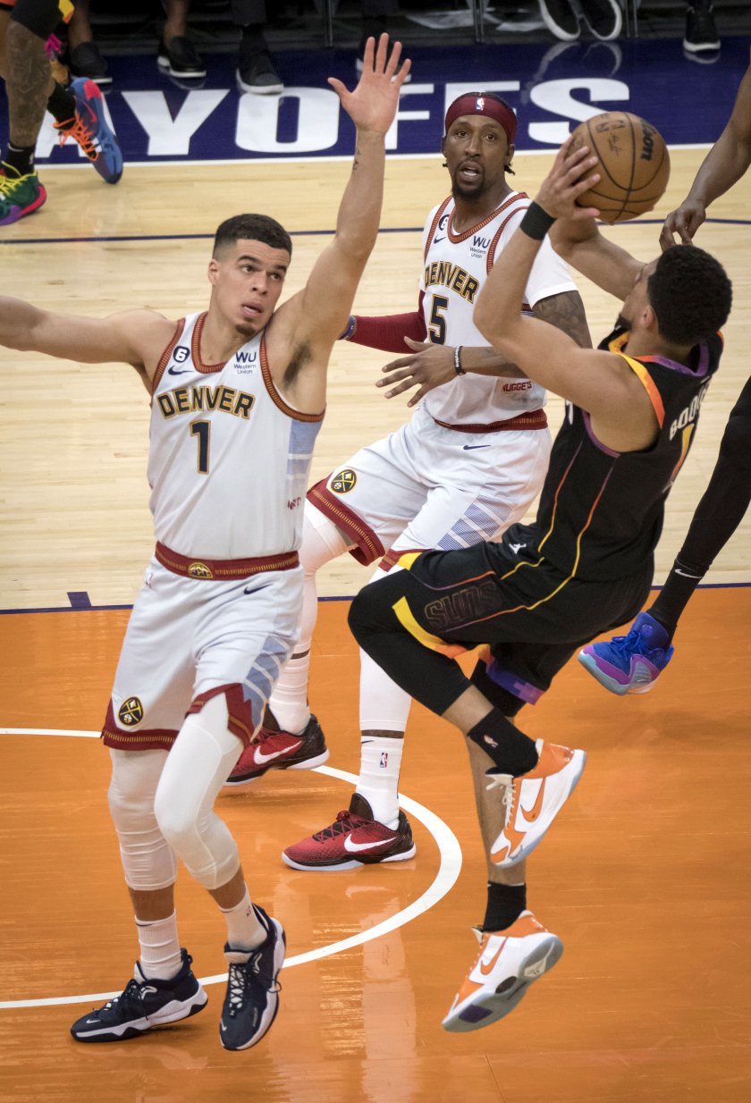 Финикс Сънс надви Денвър Нъгетс със 121:114 в мач номер