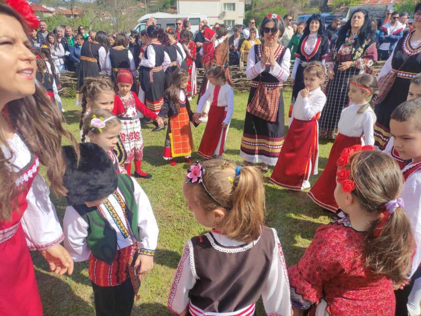 празникът златоградското чеверме събра стотици гости страната съседна гърция