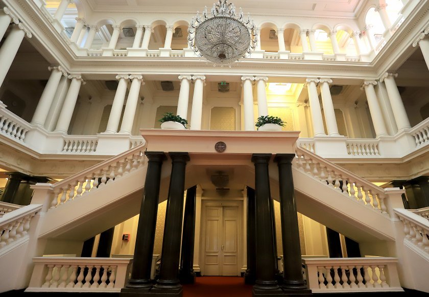 Търсене на формула за бъдещо управление - ден пореден. Според