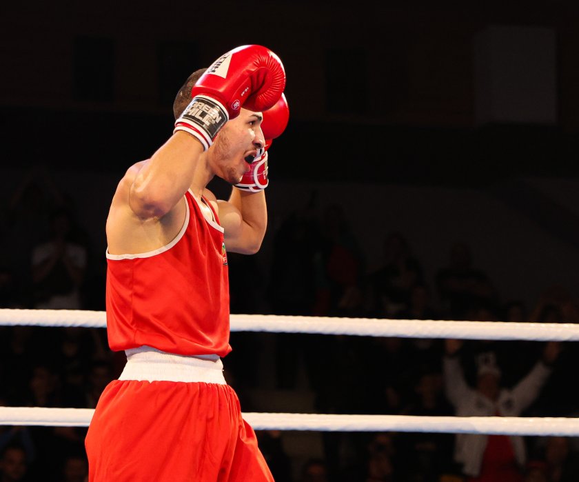 Надеждите за първи български успех на световното първенство по бокс