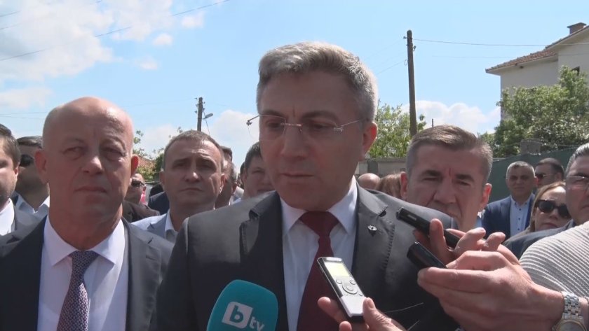 Лидерът на ДПС Мустафа Карадайъ заяви, че правителство трябва да