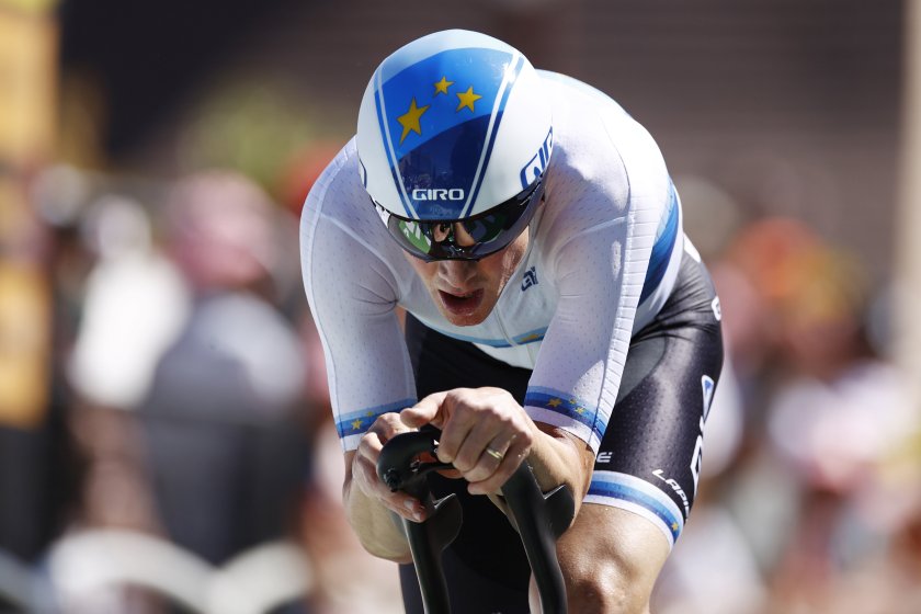 Швейцарският колоездач Щефан Кюнг от отбора на Групама-ФДЖ се оттегли