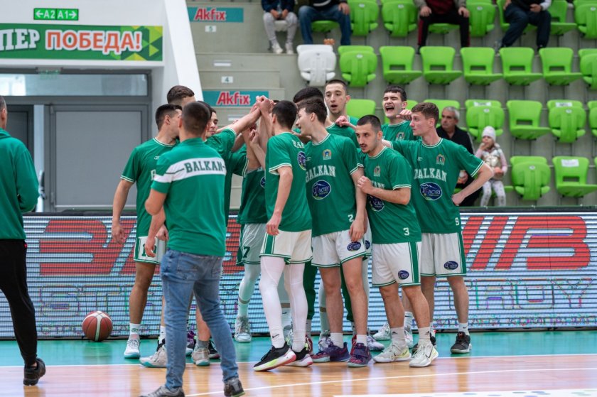 Юношески отбор на Балкан Ботевград по баскетбол до 19 години