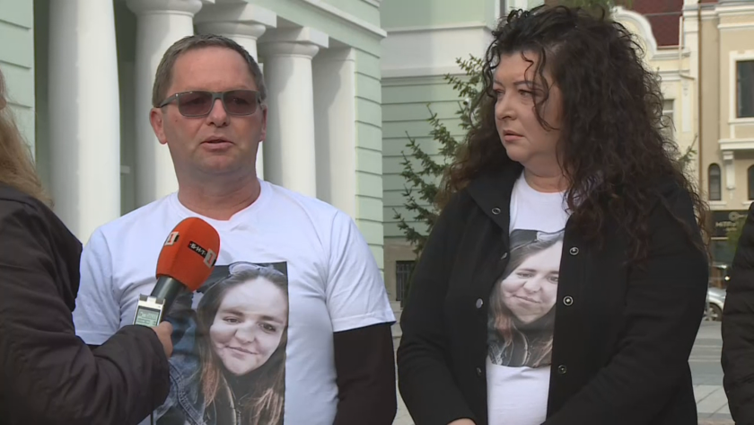8 месеца след жестоката катастрофа в Шумен - започва делото срещу шофьора, убил младо момиче