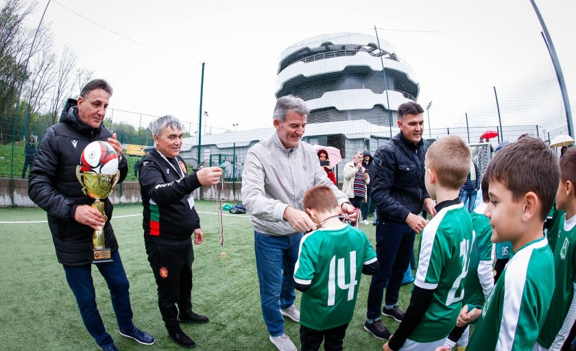 Героят от Парк де Пренс“ и вицепрезидент на Българския футболен