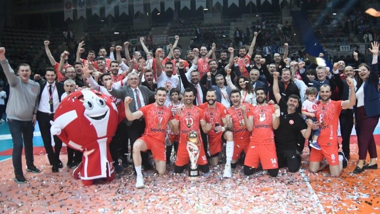 Мартин Атанасов стана шампион със Зираатбанк в Турция