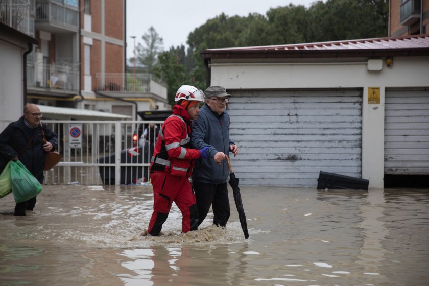 В Италия - пореден ден на проливни дъждове и унищожителни