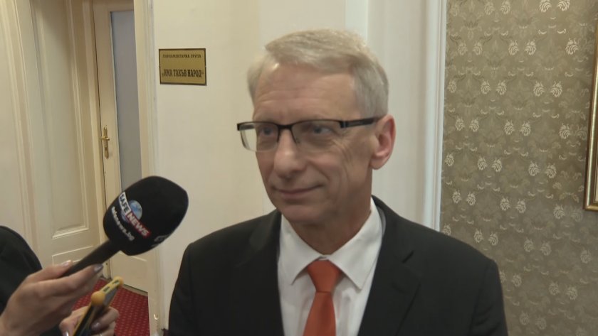 Номинираният за премиер с втория мандат Николай Денков постави съдебната