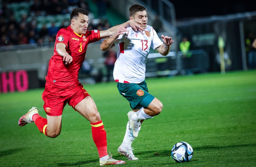 Българският футболен национал Йоан Стоянов получи наградата за Откритие на