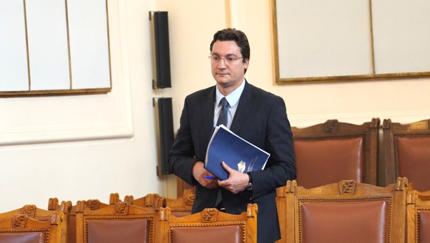 На първо четене: НС одобри механизма за разследване на главния прокурор