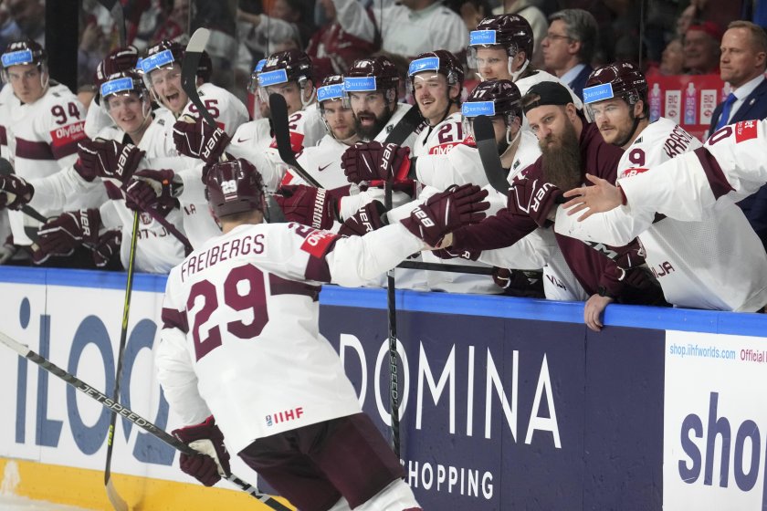 латвия финландия победи последните мачове групите световното хокей лед влязоха топ