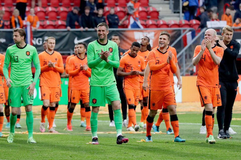 вратарят нидерландия мондиал 2010 обяви спира футбола