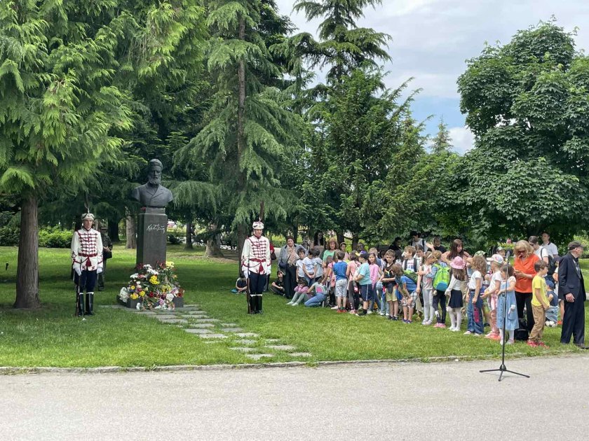 Отбелязваме Деня на Ботев и загиналите за свободата и независимостта