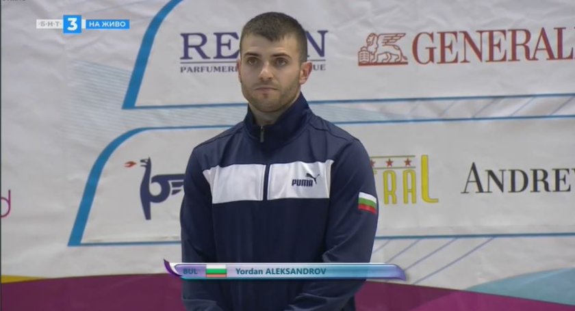 гимнастикът йордан александров спечели сребърен медал успоредка световната купа варна