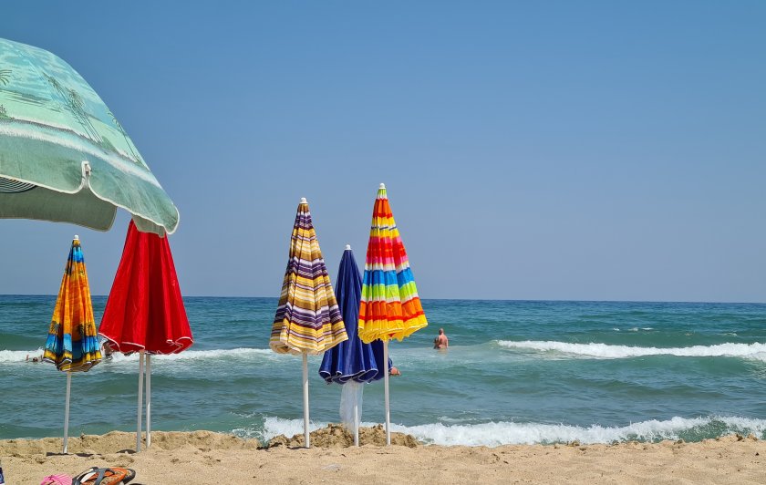 Плажовете във Варна са готови за началото на летния сезон,