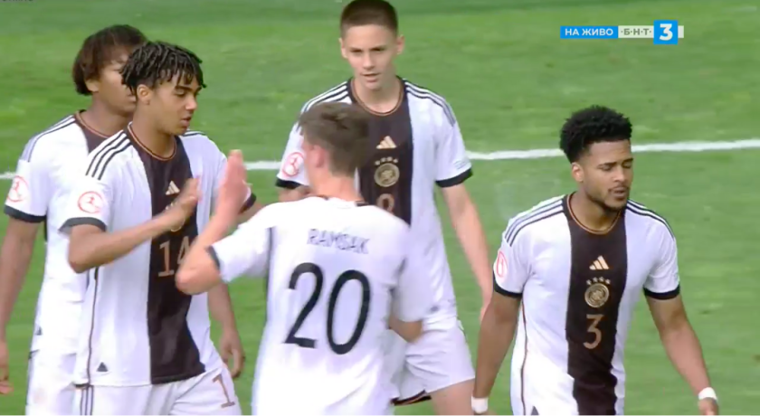 Германия победи Полша с 5:3 в полуфинален мач от европейското