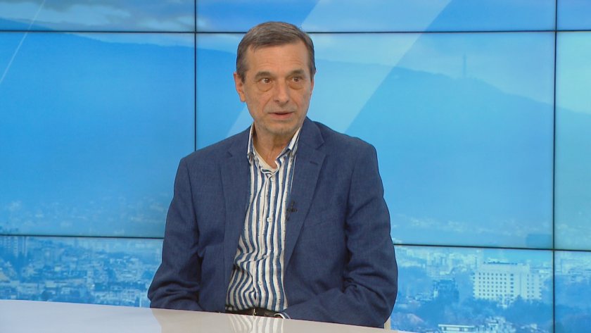 Президентът на КТ Подкрепа Димитър Манолов заяви в Денят започва,