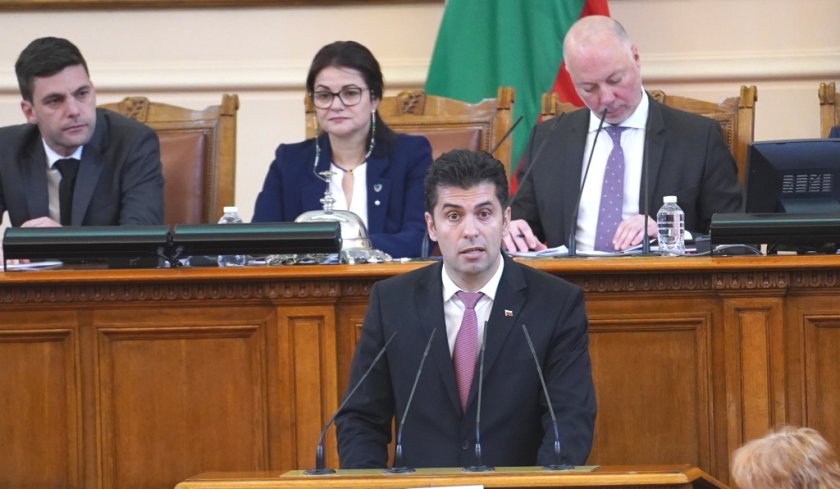 Днес академик Николай Денков и Мария Габриел ми вдъхват доверие,