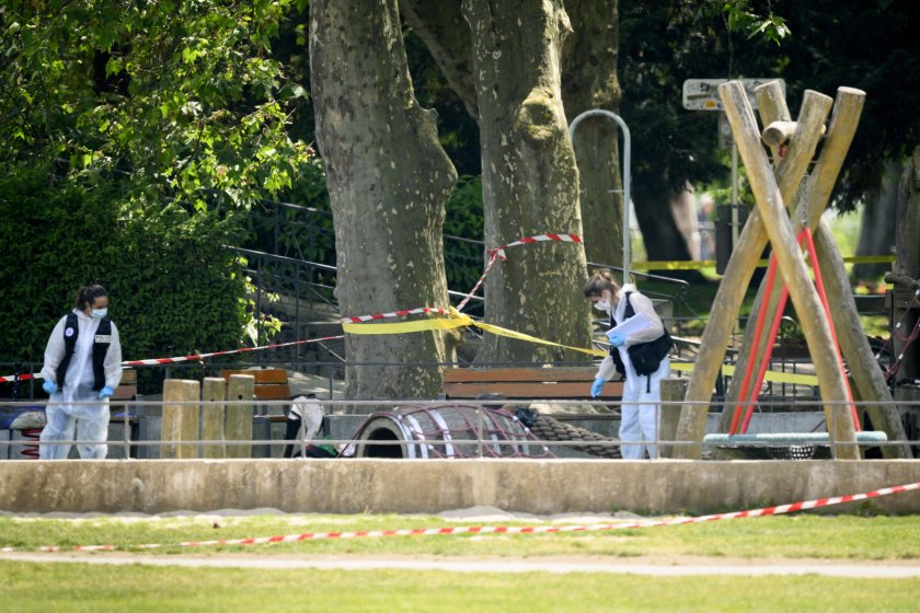 4 малки деца са ранени при нападение с нож във Франция (СНИМКИ)