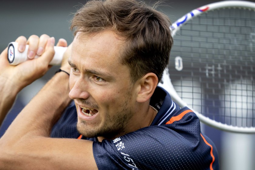 даниил медведев стана първият тенисист сезона победа бърз успех маркос хирон