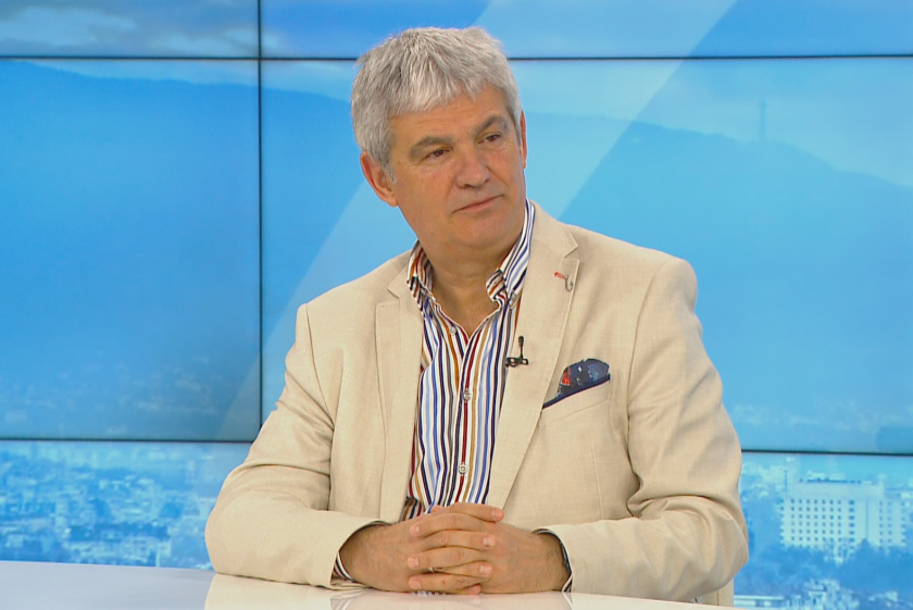 Възможно е в новия бюджет да бъде свит дефицита до