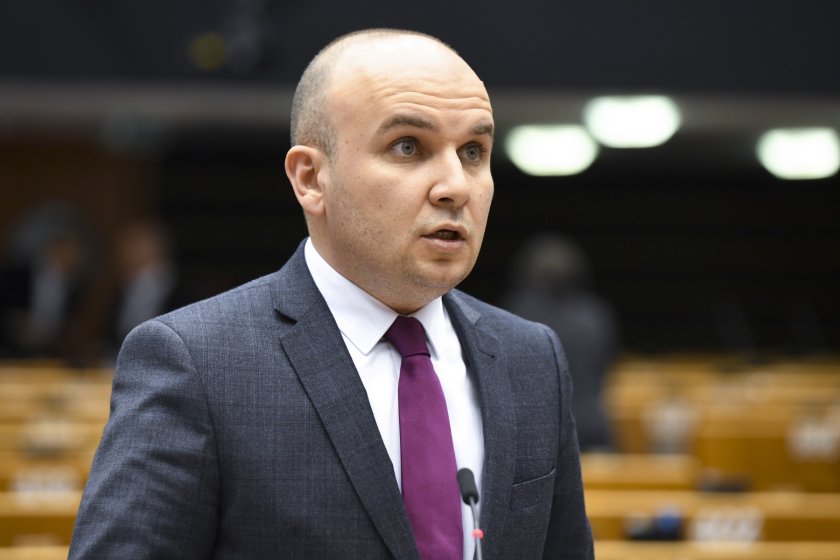 евродепутатът илхан кючюк поиска отлагане гласуването доклада северна македония