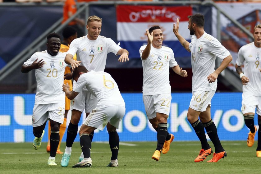 италия победи нидерландия двубой пет гола спечели третото лигата нациите