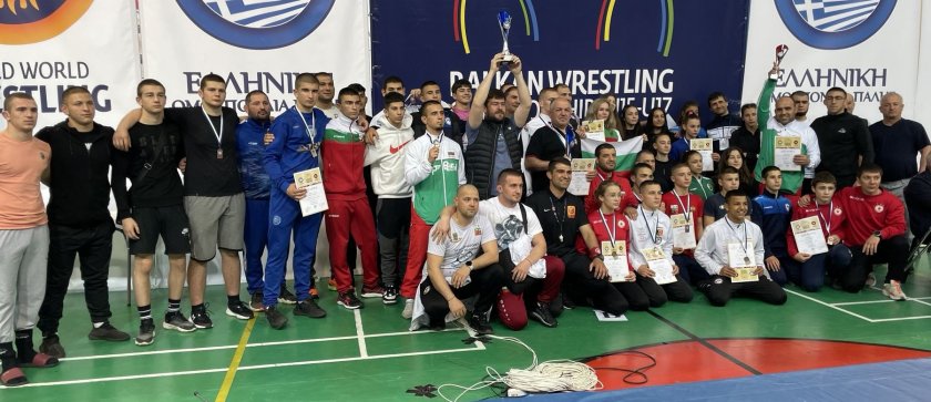 виктория бойнова първата полуфиналистка европейското първенство борба години тирана