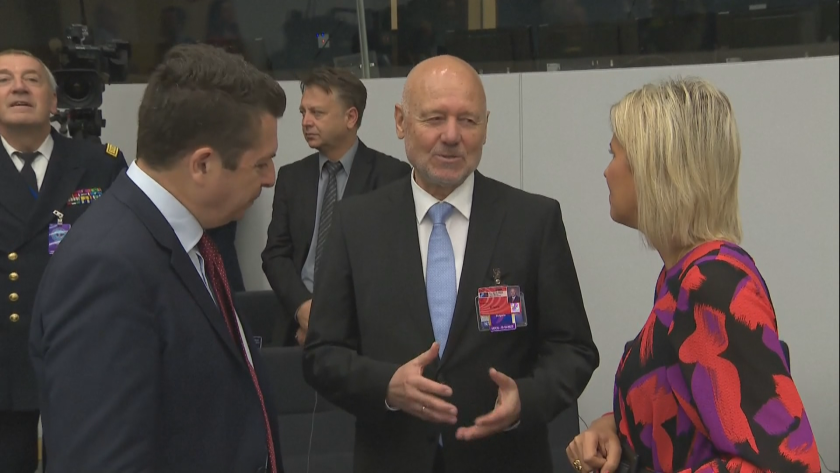 Среща на военните министри от НАТО - обсъждат помощ за Украйна