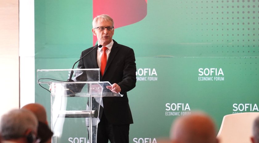 Два проблема ни пречат - липсата на върховенство на закона