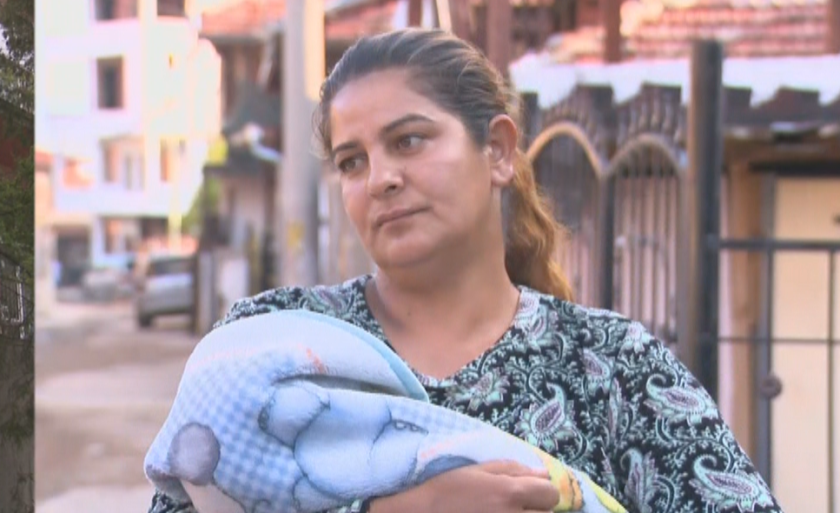 Роднините на бебето със счупено краче ще съдят благоевградската болница
