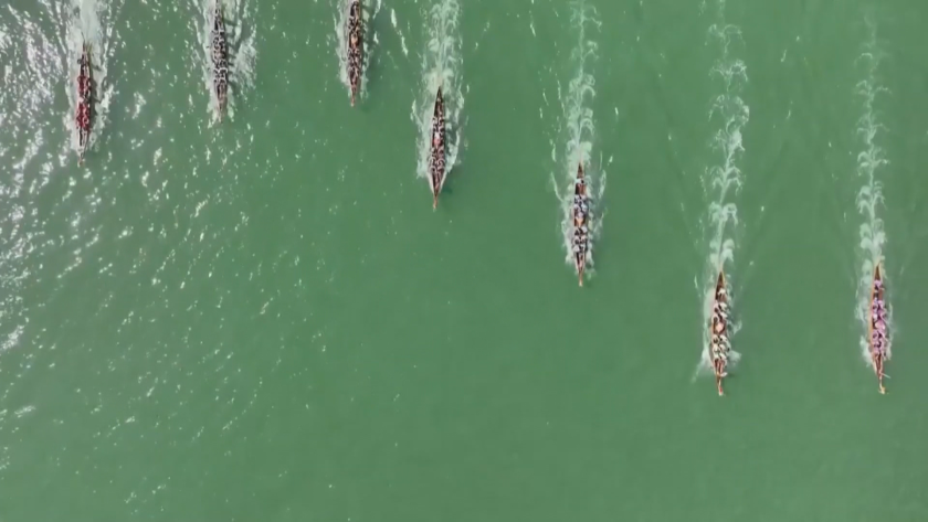 Надпреварата на драконовите лодки завладя Китай