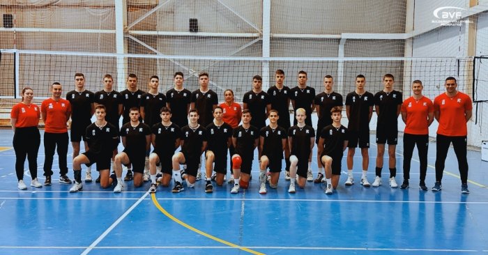 Националният отбор на България за мъже под 17 години няма